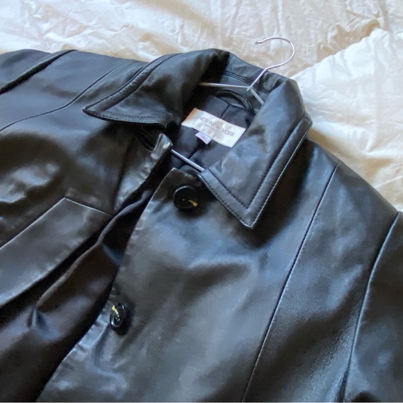 Jones New York 100% Genuine Leather Jacket - Picture 7 of 8